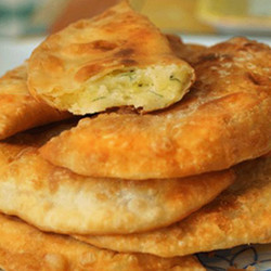 Быстрые пирожки с картошкой, как беляши