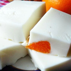 Мусс-десерт с фруктами на кефире