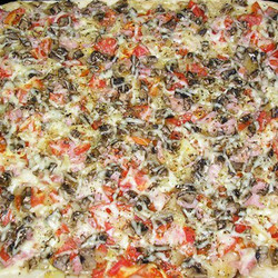 Как приготовить пиццу с тонкой хрустящей основой за 20 минут