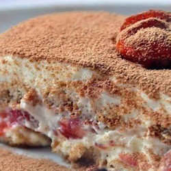 Нежный клубничный тирамису