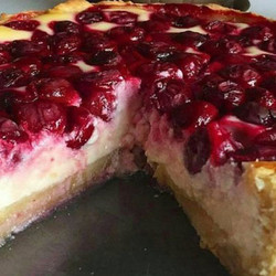 Ягодный пирог с нежной начинкой