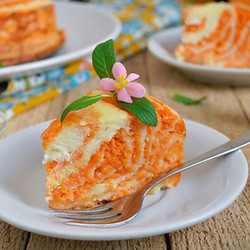 Мраморная запеканка с тыквой и творогом