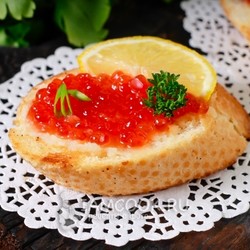  КАНАПЕ С КРАСНОЙ ИКРОЙ