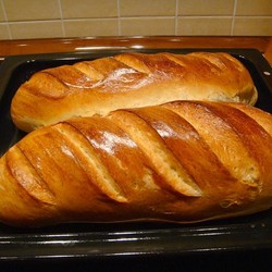 Домашние воздушные батоны на кефире