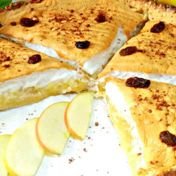 Очень вкусный и нежный яблочный пирог с безе