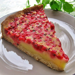 сливочный пирог с красной смородиной