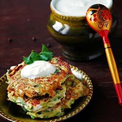 Пышные оладьи из кабачков: 10 рецептов быстро, вкусно и просто