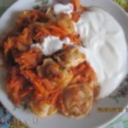 Пельмени жареные с овощами