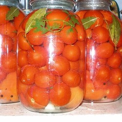 ПОМИДОРЫ В ЗАГАДОЧНОМ МАРИНАДЕ 