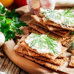 Фета с чесноком и зеленью - рецепт RussianFood