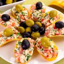 Сырная закуска на чипсах