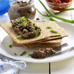 Паштет из лесных грибов - рецепт RussianFood