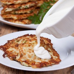 Укропные сырники с цуккини - рецепт RussianFood