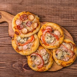 Мини-пиццы - рецепт RussianFood