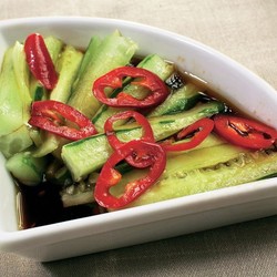 Огурцы в остром маринаде - рецепт RussianFood