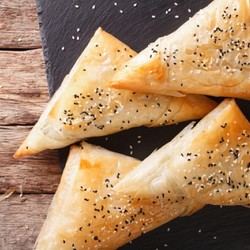 Слойки спанакопиты - рецепт RussianFood