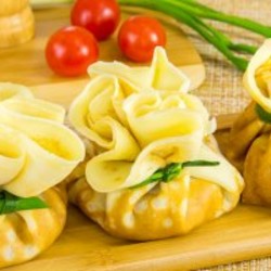 Фаршированные блинчики «Мешочки»