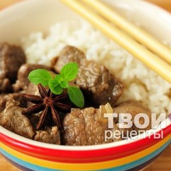 Свинина, тушенная с бадьяном