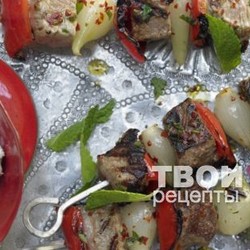 Кебаб на шампурах