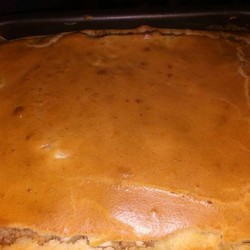 Рыбный заливной пирог из консервы