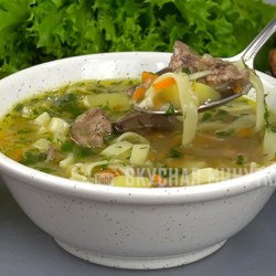 Суп с куриной печенью и лапшой. Безумно вкусный и такой домашний!