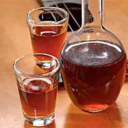 Рецепты домашних настоек водки, самогона и спирта на черносливе