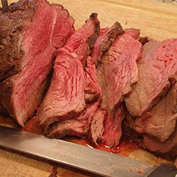 Вырезка кабана, запеченная в духовке