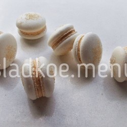 Макарон с карамелизированным белым шоколадом