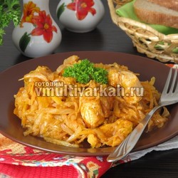Тушеная капуста с курицей в мультиварке:по-домашнему