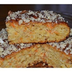 Постный морковно-яблочный пирог -  нежнейший и вкусный.