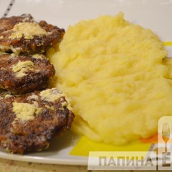 Котлеты печеночные с рисом