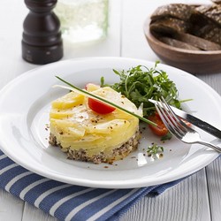 Запеканка картофельная с фаршем в RMC...