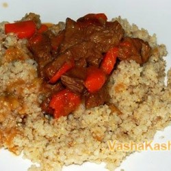 ячневая каша с тушенкой