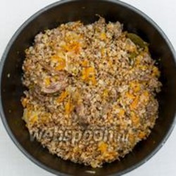 Гречневая каша с тушёнкой 