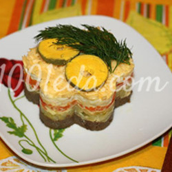 салат со шпротным паштетом