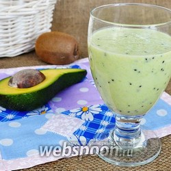 Смузи из киви и авокадо