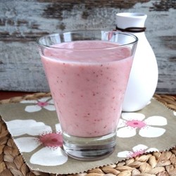 Смузи "Клубника-Груша-Банан"