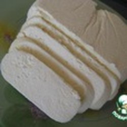 Адыгейский сыр без яиц и уксуса