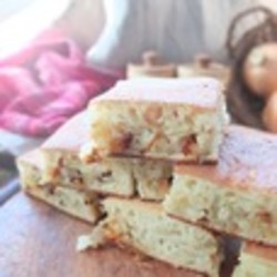 Луковый пирог на сковороде