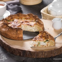 Холодный пирог с макрурусом. Ингредиенты: мука 1 сорт, молоко, дрожжи сухие