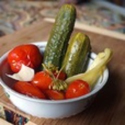 Малосольное овощное ассорти