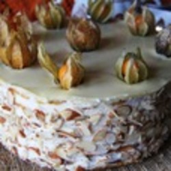 Тыквенный торт с апельсином и орехами