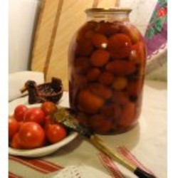 Консервированные помидоры "Семейные"