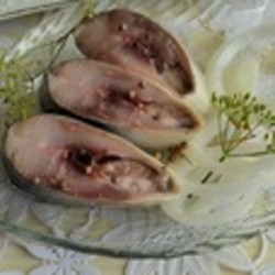 Сельдь маринованная слабосоленая(моя)
