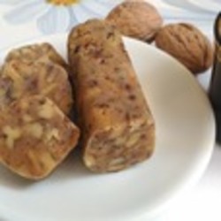 Карамельно-ореховая колбаска