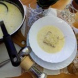 Французский луковый суп по-деревенски