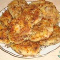 Котлеты из рыбных консервов и картофеля