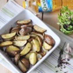 Картофель, запечённый с розмарином