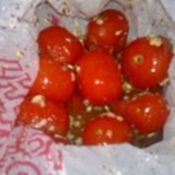 Соленые помидоры быстрые в пакете