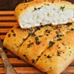 Постный чесночный хлеб на манке "Наслаждение"